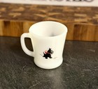 3" ANCHOR HOCKING Fire King With Red Bow Scottie Design On Milk Glass Coffee Mug — photo 1