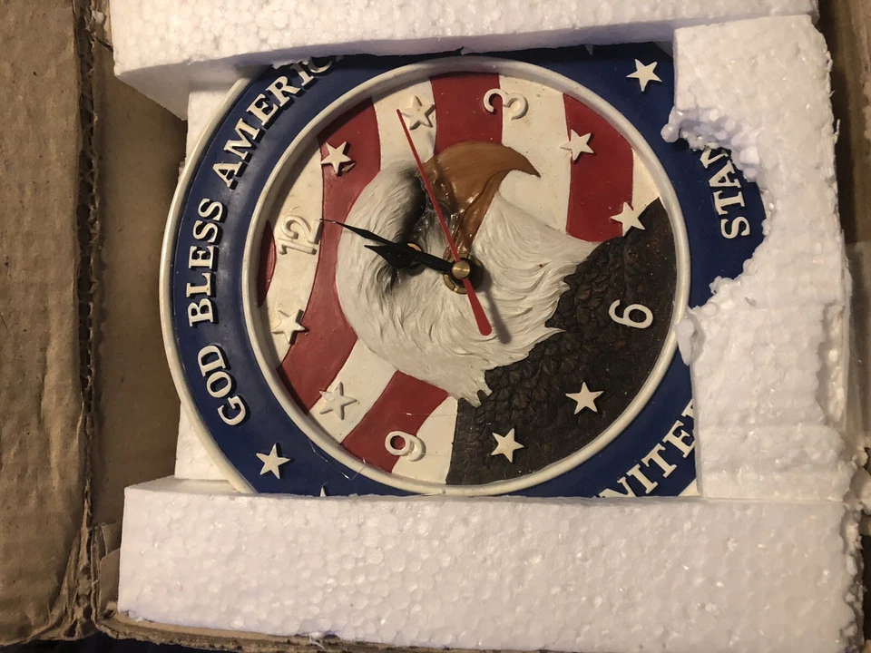 Patriotic Quartz Clock - God Bless America! - Image 3 of 3