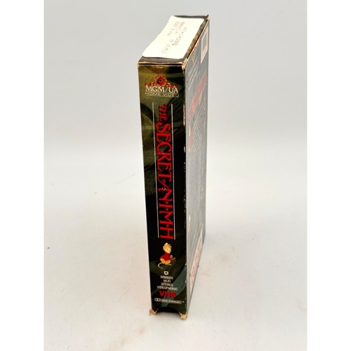 The Secret of NIMH (VHS 1982) MGM/UA Home Video Animated Classic - Picture 8 of 9