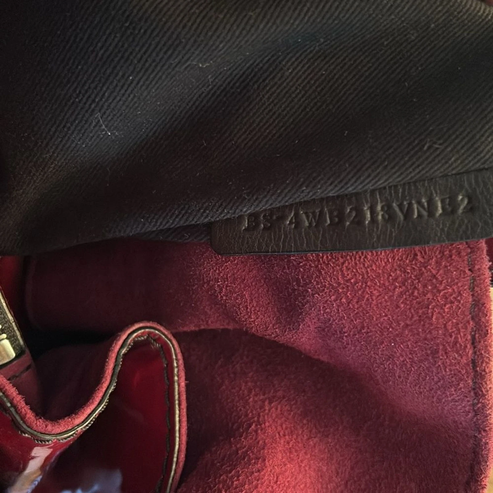 Borsa a tracolla Hobo Valentino Garavani marrone patente in pelle NUOVA