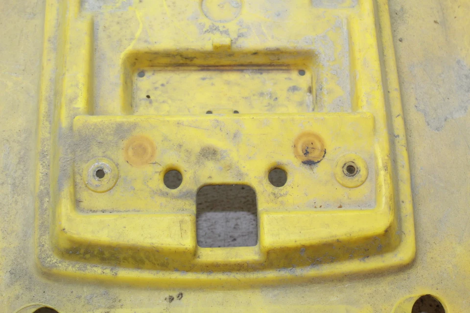 YAMAHA TRI-MOTO YTM225DX GUARDABARROS TRASERO IZQUIERDO DERECHO GUARDABARROS Foto 2 de 4