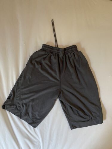 (Nike Grey) Men's  active Wear Sweat Shorts. - Afbeelding 1 van 5
