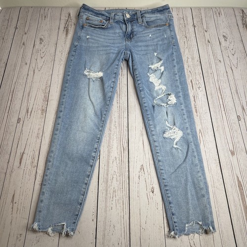American Eagle Next Level Stretch Denim Jeans Gr. 4 Short Ripped Distressed