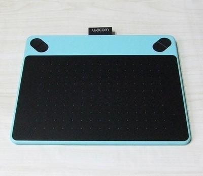 Wacom Intuos CTH-490 Digitales Zeichentablet mit 3 unbenutzten Ersatzspitzen