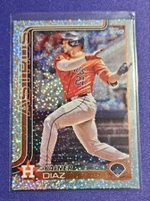 2025 Topps - Sandglitter #299 Yainer Diaz