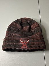 NBA Chicago Bulls New Era Hat Hardwood Classics Beanie Snow Cap Insulated EUC