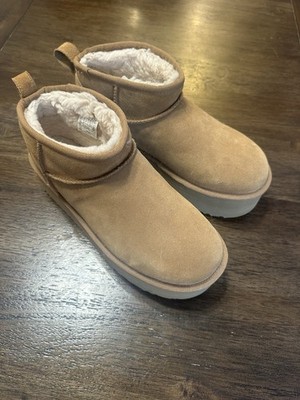 UGG Classic Ultra Mini Platform 1135092 Women's 9 Sheepskin Boots Chestnut Brown
