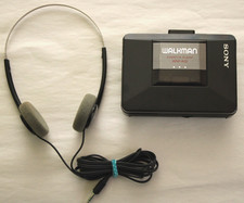 Sony Walkman WM-A12 Lettore Cassette con Cuffie Sony (Testato Funzionante) Leggi bene
