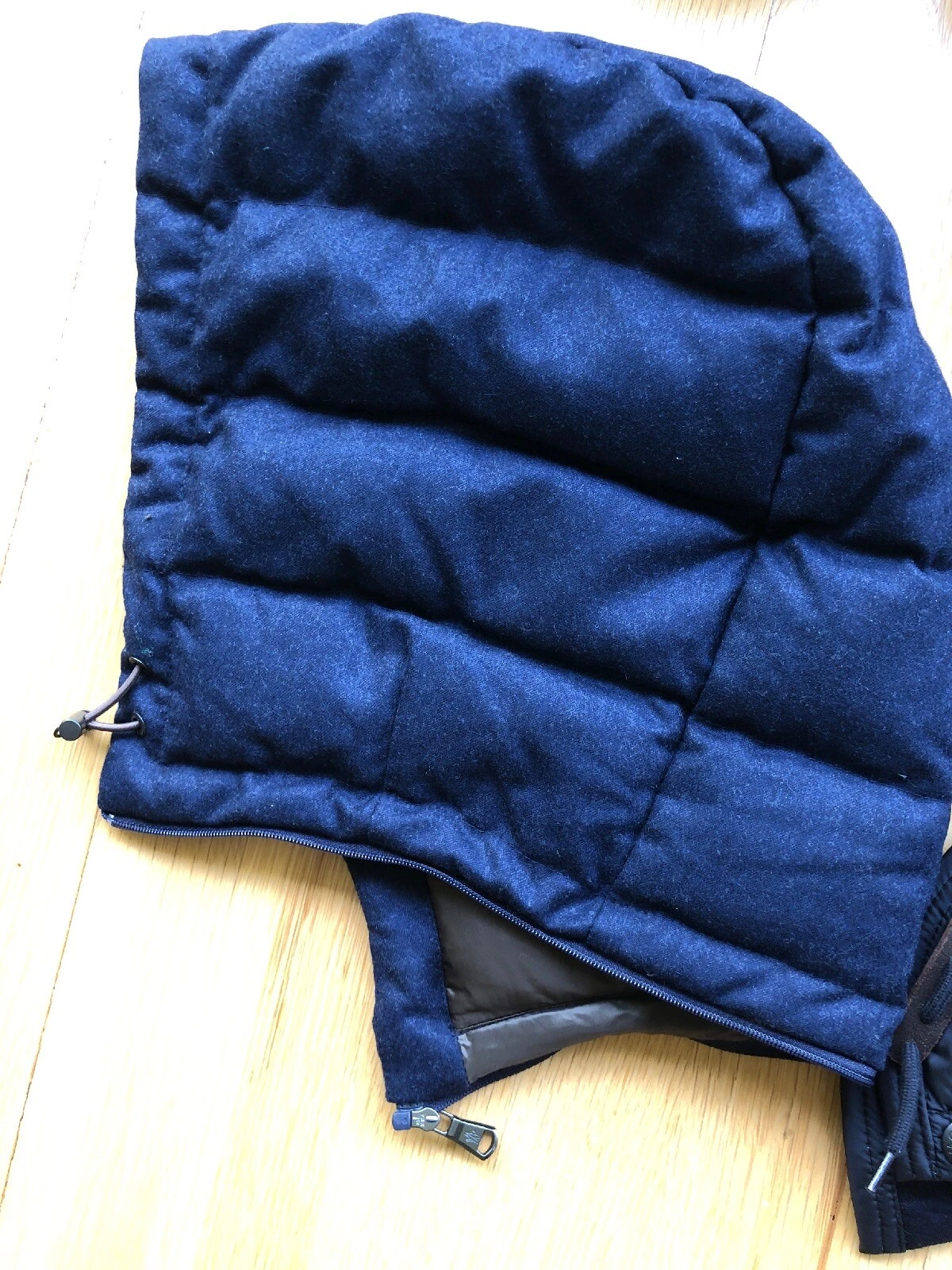 Felpa con cappuccio rimovibile Moncler Nuovissima Cerniera nera o cerniera blu navy