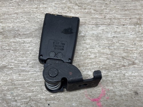 BMW 650I M6 E64 E63 OEM REAR LEFT DRIVER SEAT BELT BUCKLE RECEIVER LATCH - Picture 2 of 3