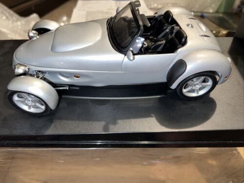 1:18 AUTOart - PANOZ AIV ROADSTER - SILVER - 78212