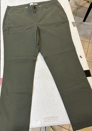 A New Day Women’s Green Chino Pants Size 14 Womens Pants Chinos Size = 32 - Picture 3 of 6
