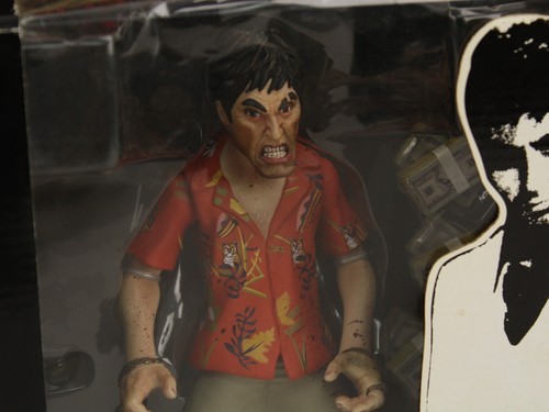 2004 Mezco Scarface Al Pacino The Runner Bloody Variation 10" Figure NIB Sealed! - 第 5/5 張圖片