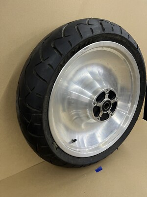 ハーレーダビットソン　VROD純正ホイール 2002-2006 OEM Harley-Davidson VRSC V Rod Rear Wheel and Tire