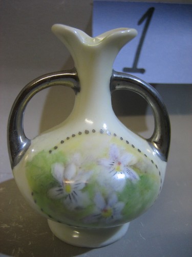 1970s Hand Painted Floral Design Miniature Vase - Picture 5 of 7