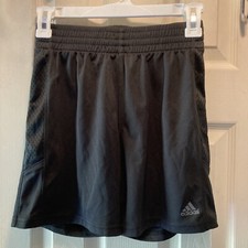 ADIDAS UNISEX KIDS BLACK 5  INSEAM SHORTS SZ MEDIUM EXC COND