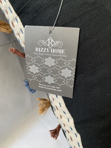 RIZZY HOME Poly Fitted Pillow 20”x20”😃 - Picture 4 of 4