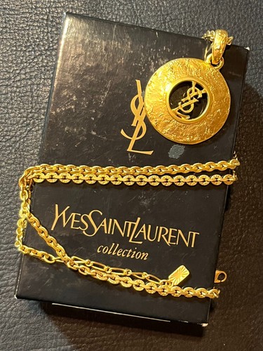 YVES SAINT LAURENT Collar Colgante AUTÉNTICO YSL Logo De Colección Raro Largo Dorado Envío gratuito 572 - Imagen 2 de 20