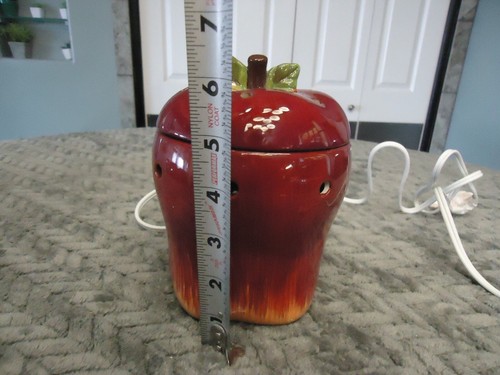 SCENTSY BIG APPLE LARGE ELECTRIC WAX WARMER ^ - Picture 8 of 9