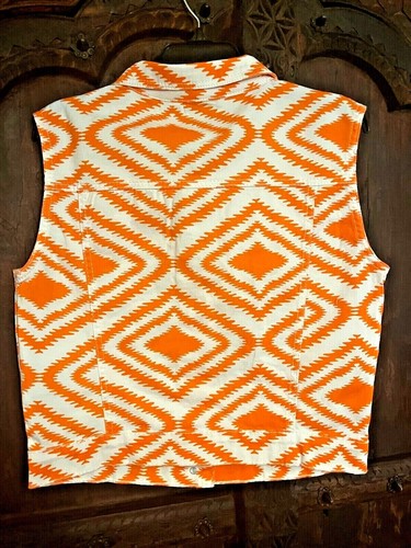 Diamonds & Threads Orange & White Sleeveless Button Down Top (Size: S, M, L, XL) - Picture 2 of 11