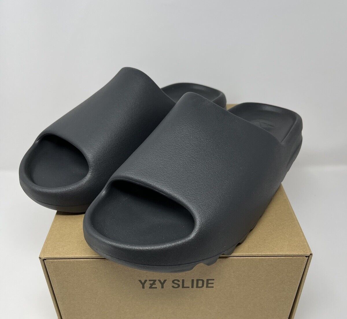 Size 14 - adidas Yeezy Slide Onyx - DS Brand New | eBay Size 14 - adidas Yeezy Slide Onyx - DS Brand New | eBay