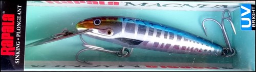 FISHING LURES RAPALA CD MAGNUM CDMAG 9 cm WHU (Wahoo UV) color