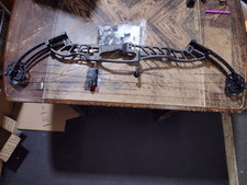 Hoyt Black 60lbs lbs. Draw Weight Archery Compound Bows for Hoyt Black 60lbs lbs. Draw Weight Archery Compound Bows for
