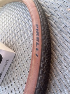 Pirelli gravel tyres cinturato 700 x 40c