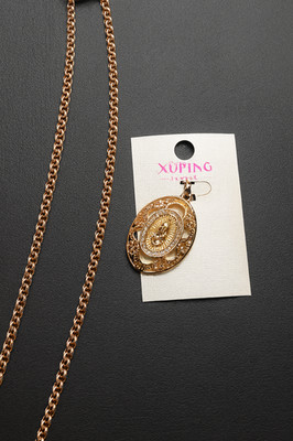 Elegante Xuping Halskette mit Ornament-Anhänger   Goldfarben