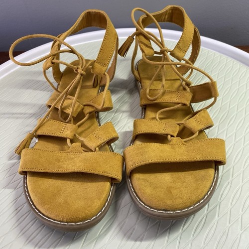 Womens Old Navy Mustard Color Faux Suede Lace Gladiator Sandals Sz.7 Strappy - Picture 1 of 8