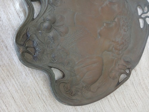 Art Nouveau "Two Maidens" Silver Plate over Copper? Vanity / Tray / Wall Art WMF - Picture 3 of 7