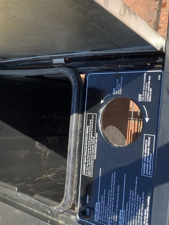 Grelha Weber Deluxe Performance - Imagem 3 de 4