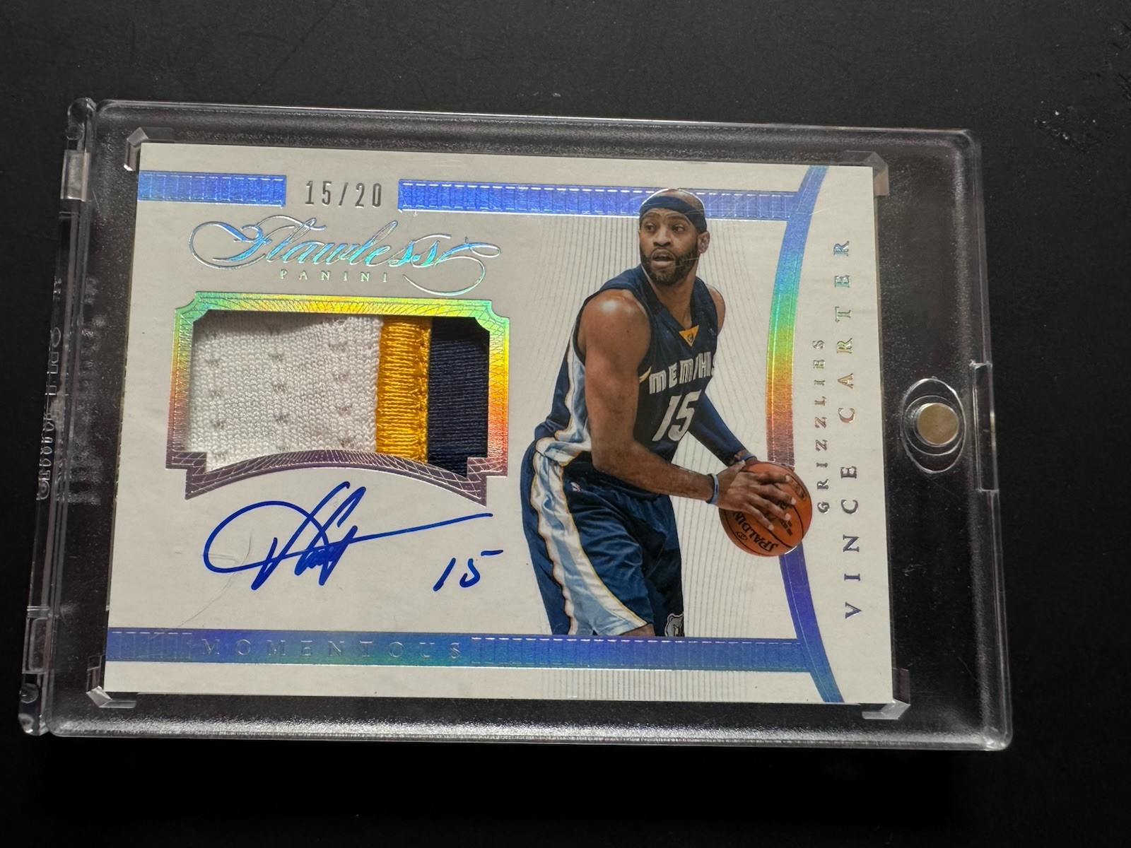 2014-15 Flawless Vince Carter Patch Auto /20 Jersey # 1/1 Grizzlies 🔥 view 1