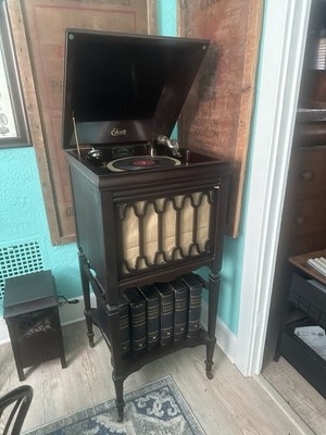 Original Edison A-150  Edison Factory Condition With Original Albums Included