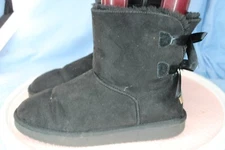 Camel Crown Classic Winter Short Boots Pull on Black Suede, 10