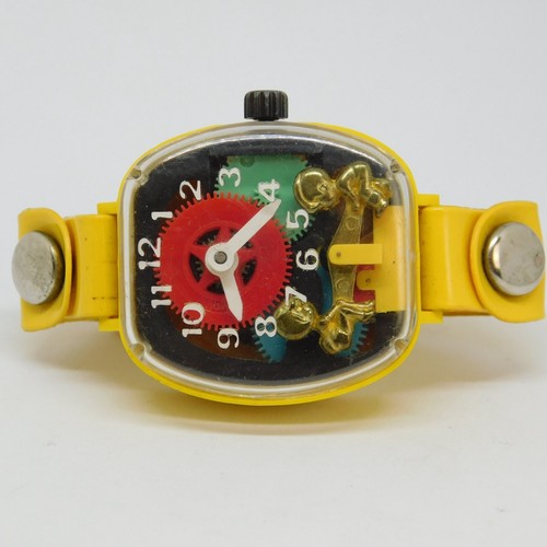 Vintage Merry Manufacturing Co. USA Made Wind-up Women's Watch For Repairs