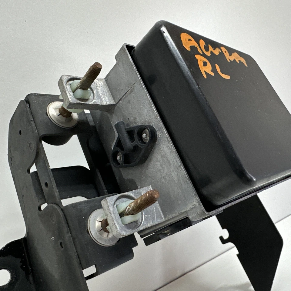 36800SJAA02 | 2009 2010 ACURA RL DISTANCIA RADAR CONTROL OEM CRUCERO ADAPTATIVO  Foto 2 de 4