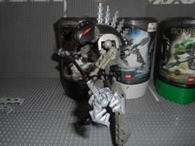 Lot of 3 Lego Bionicle RAHKSHI 8588 8589 8591 w/ Canisters