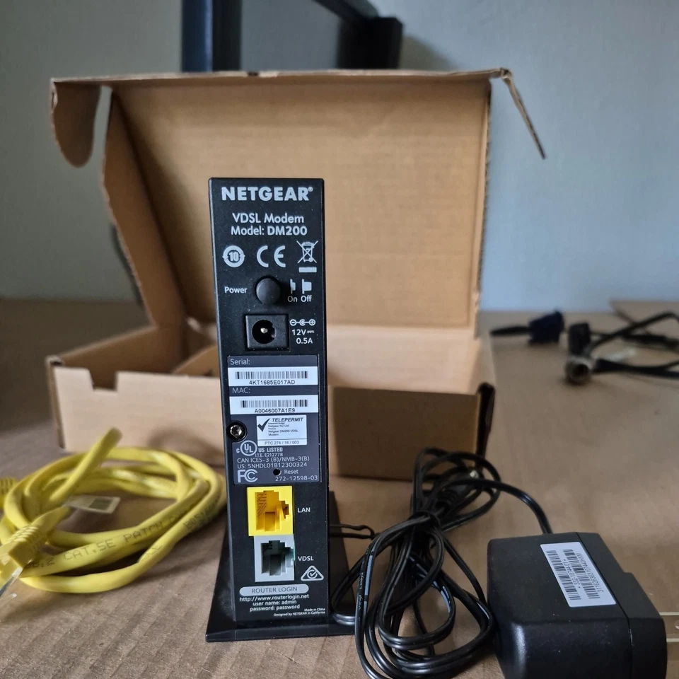 NETGEAR DM200-100NAS DSL Modem Router ADSL Dual-Band - Used With POWER SUPPLY - Image 3 of 4