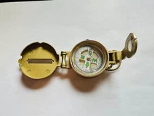 Engineer Directional Compass - Gold Toned Metal ( Needs TLC )