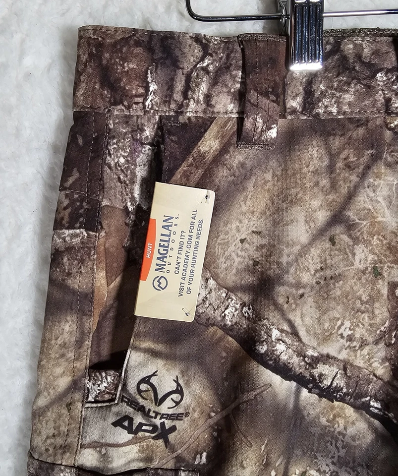 NEW Realtree APX Youth Camo Pants Size S Zip Off Convertible, Magellan - Image 2 of 4