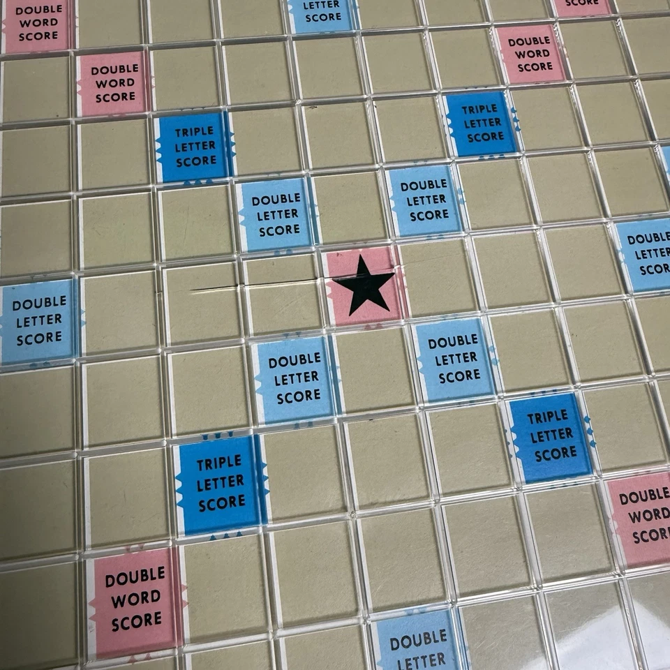 Vtg Deluxe Scrabble crossword Game Rotating Turntable Edition 1977 READ - Image 2 of 4