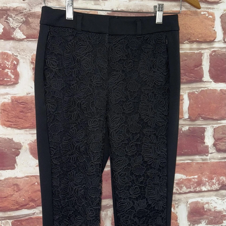 Calça de tornozelo feminina White House Black Market fina 4 calças bordadas florais - Imagem 3 de 4