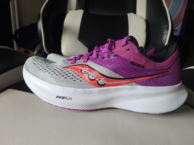 saucony neutral running shoes