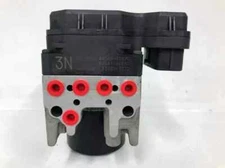 2004-2007 Toyota Highlander ABS Anti-Lock Brake Pump Assembly OEM AWD