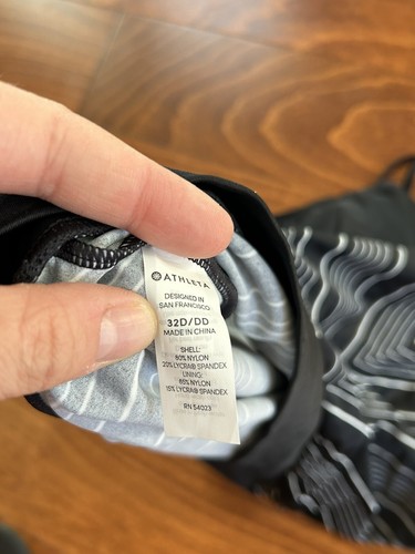Tankini Athleta Chevron con aros 32D/DD blanco y negro en capas nuevo con etiquetas - Imagen 7 de 8
