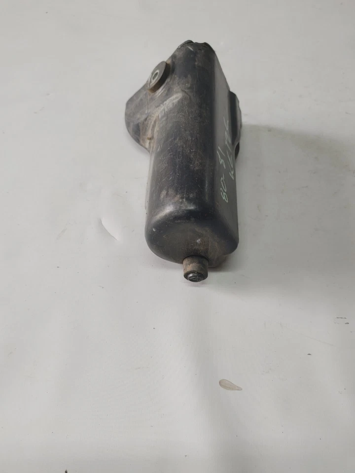 Caja de herramientas Kawasaki KE125 1980-1981 sin tapa 32098-022 Foto 2 de 4