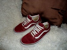 VANS of the wall Authentic Burgundy Men's Size 5/ Women's 6.5
