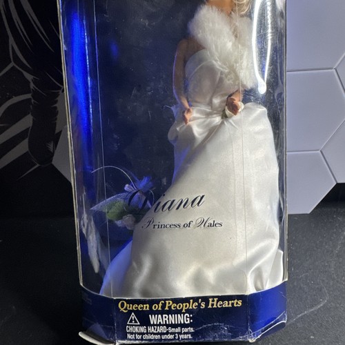 Collectors Edition Diana Princess Of Wales Barbie 1997 Queen Of Peoples Hearts - Picture 5 of 11