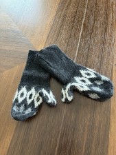 Icewear Iceland Wool Blend Mittens Black White Nordic Pattern